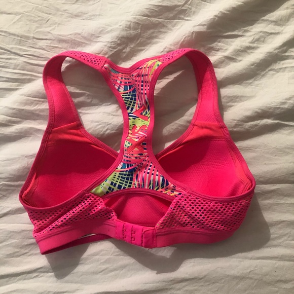 victoria’s secret sports bra - Picture 2 of 2